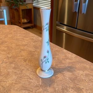 Lenox cream bud vase